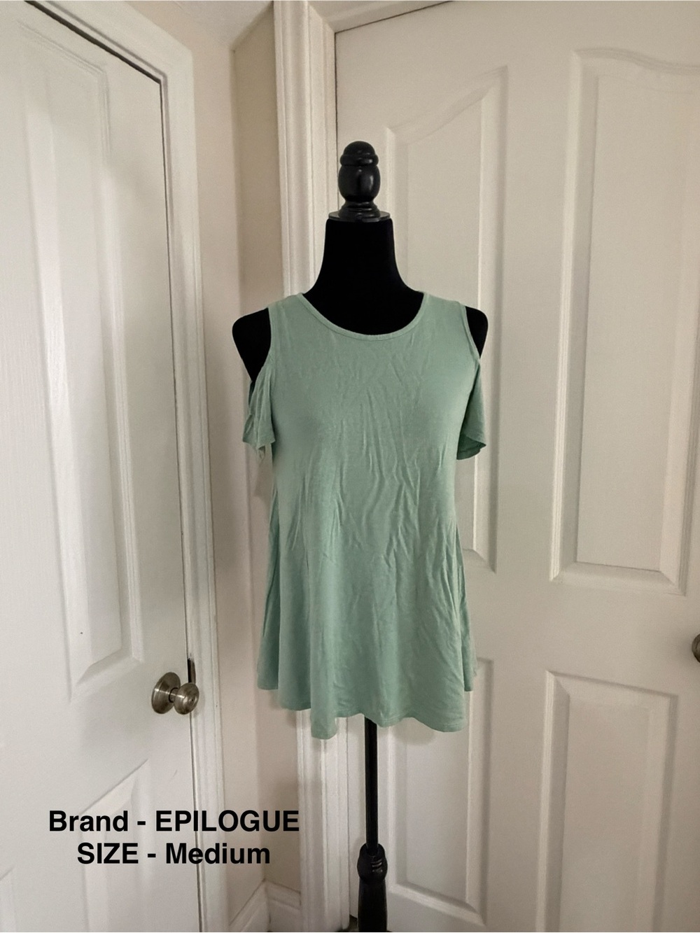 Mint Green Cold-Shoulder Swing Tank - Women's